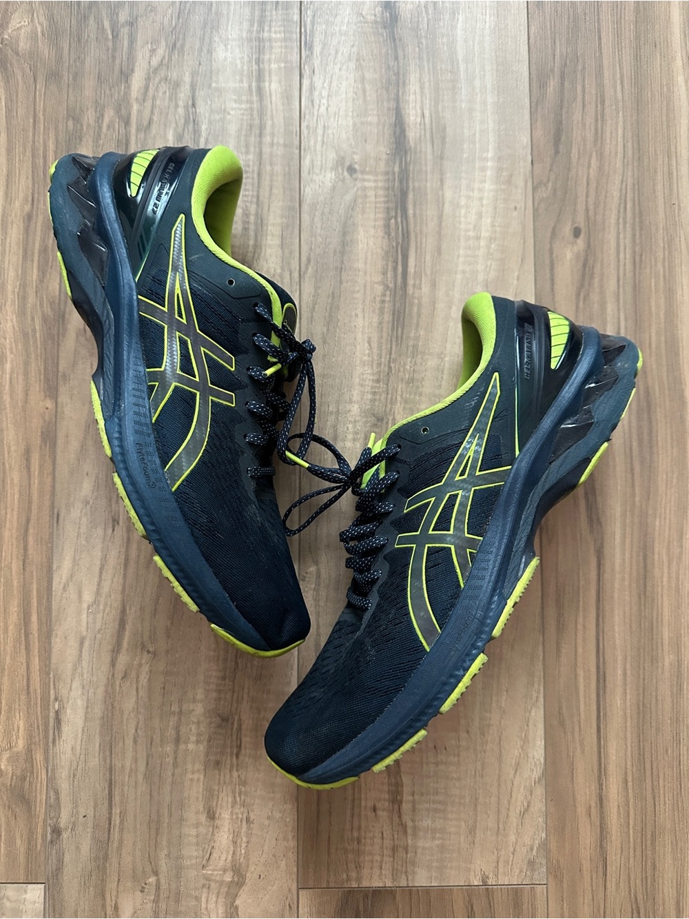 ASICS Men's Running Shoes - Dark Blue with Neon Yellow Accents